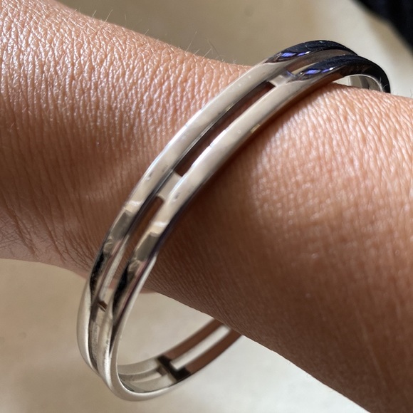 Monet bangle bracelet silver